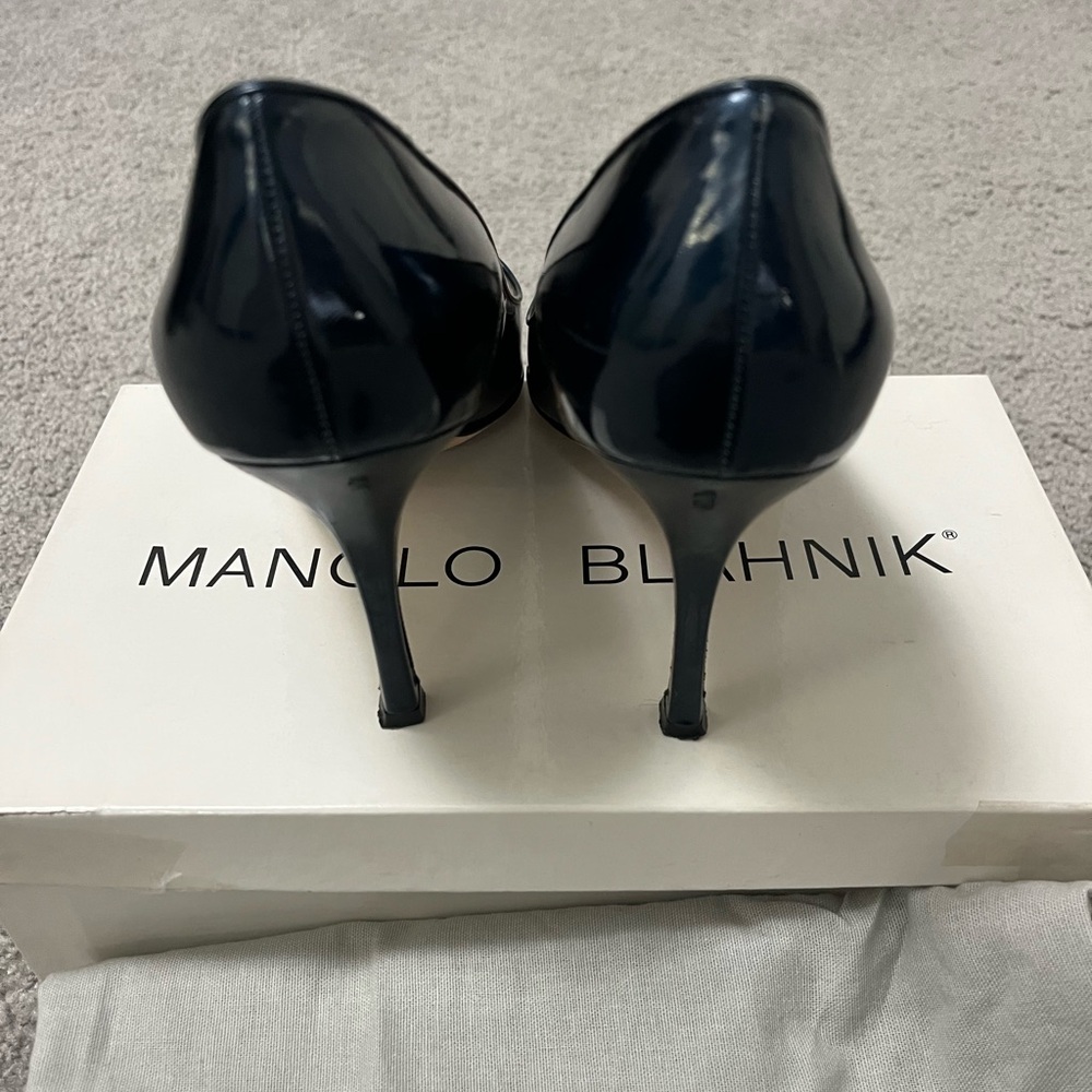 Manolo Blahnik Navy Blue Patent Newcio Pointed Toe Pumps Heels Size 8 / 38 - Picture 12 of 13